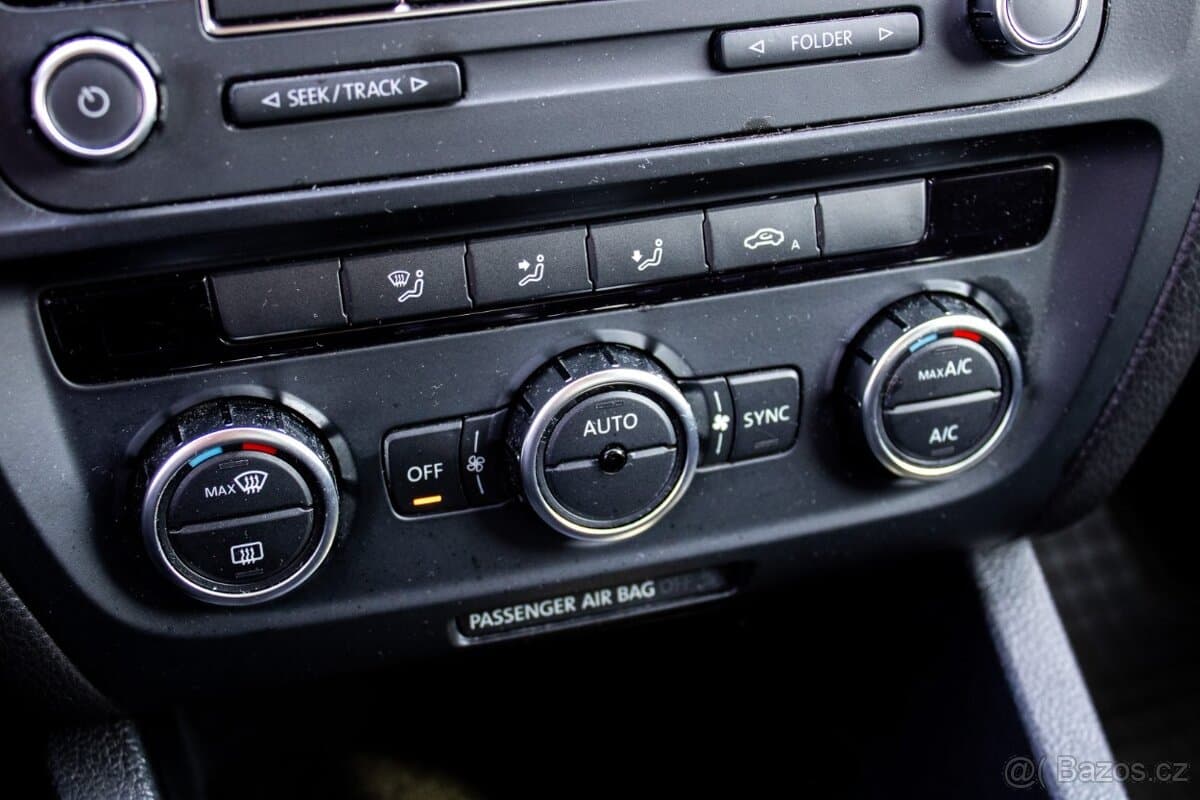 2013 Volkswagen JETTA - 17