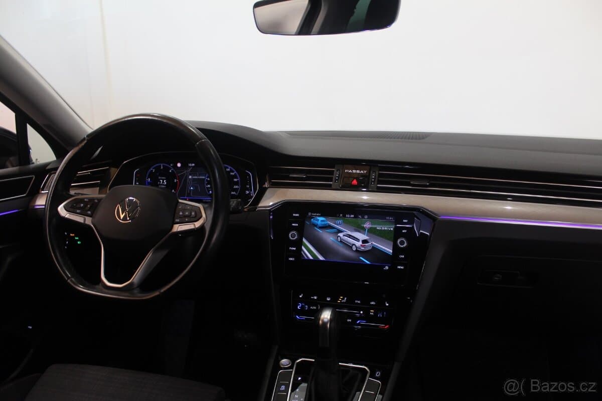 2021 Volkswagen PASSAT - 17