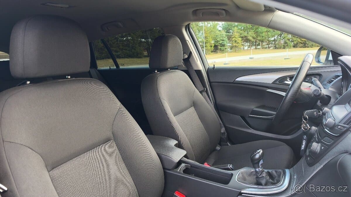 2016 Opel INSIGNIA - 17