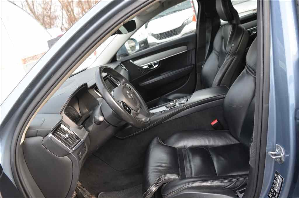 2017 Volvo V90 - 17