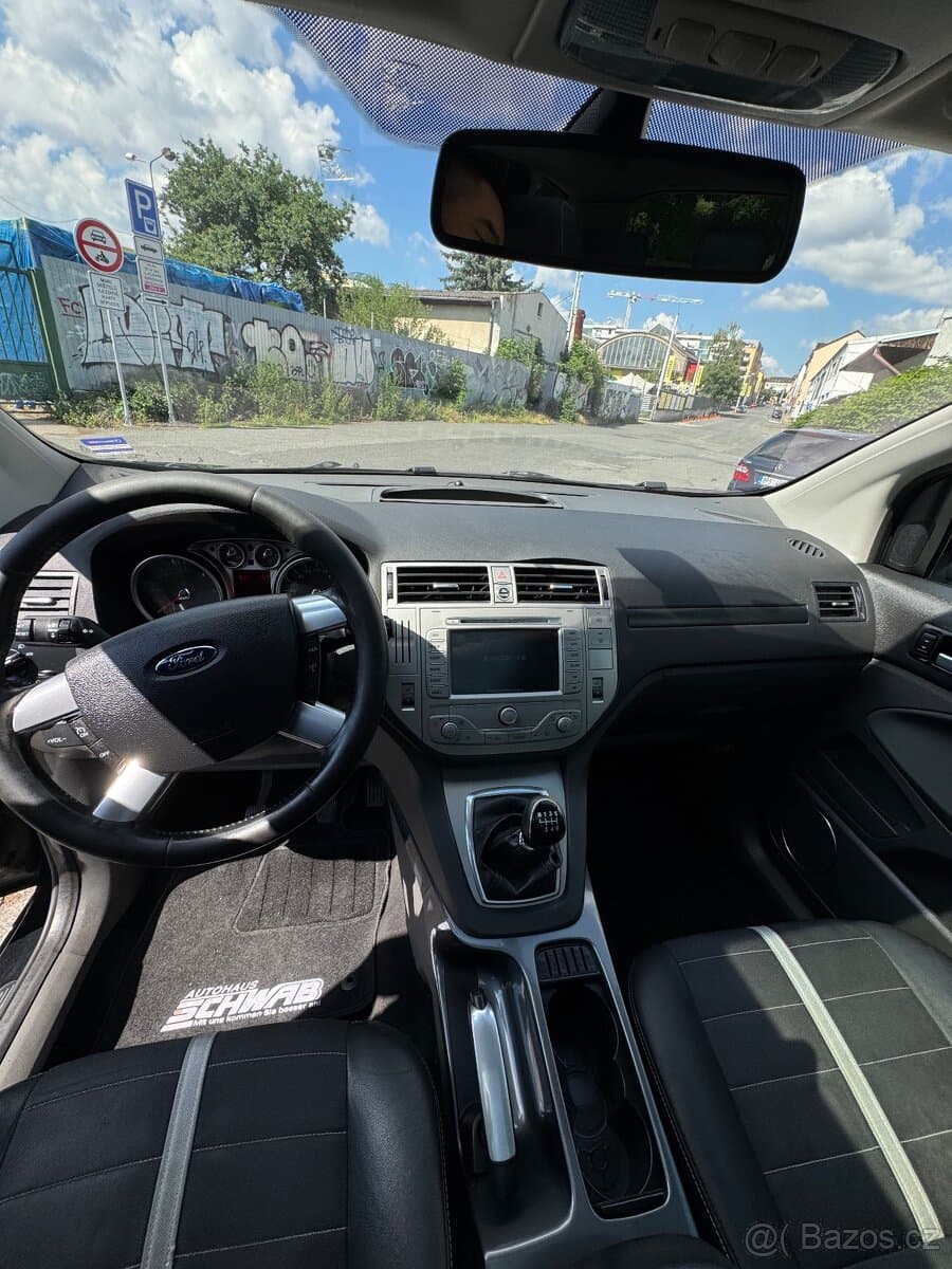 2011 Ford KUGA - 17