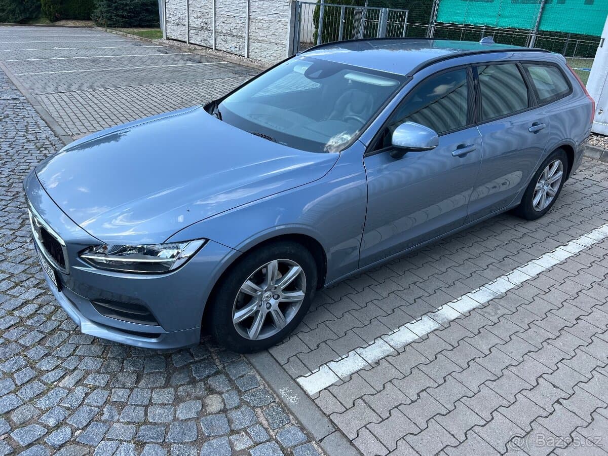 2017 Volvo V90 - 17