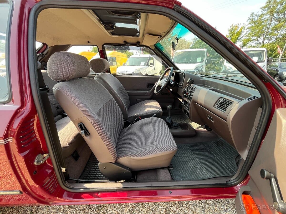 1986 Ford ESCORT - 17