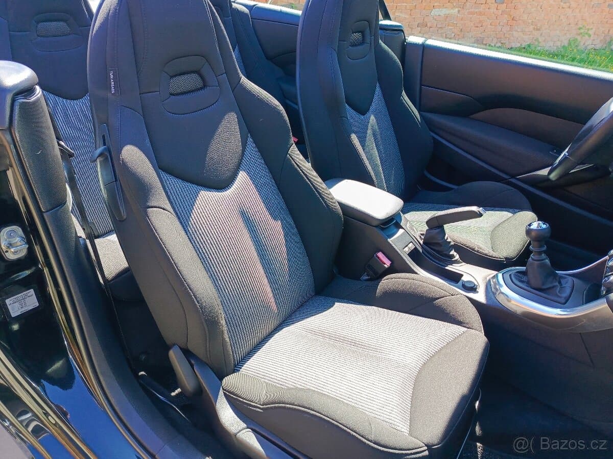 2012 Peugeot 308 - 17