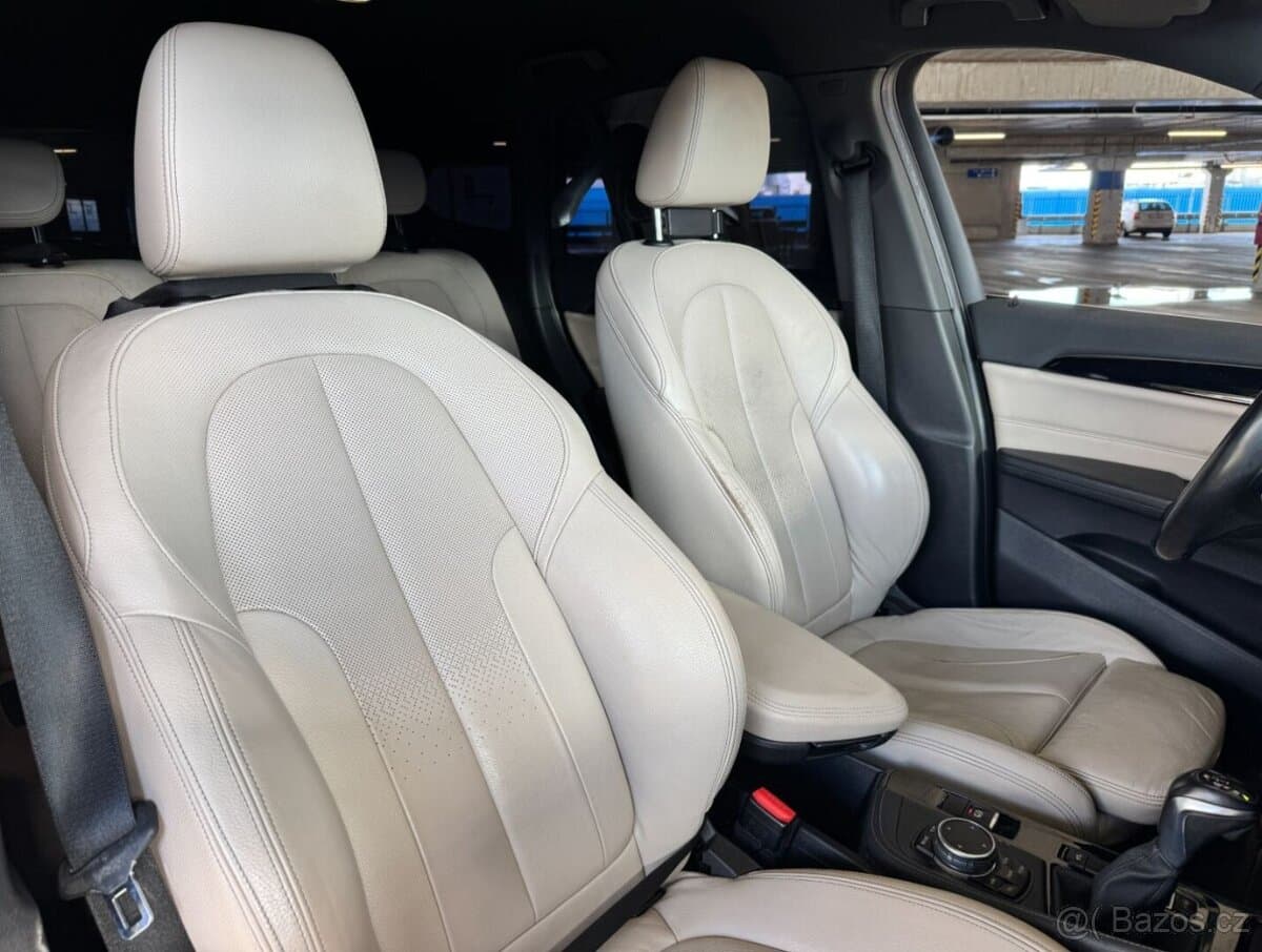 2015 BMW X1 - 17