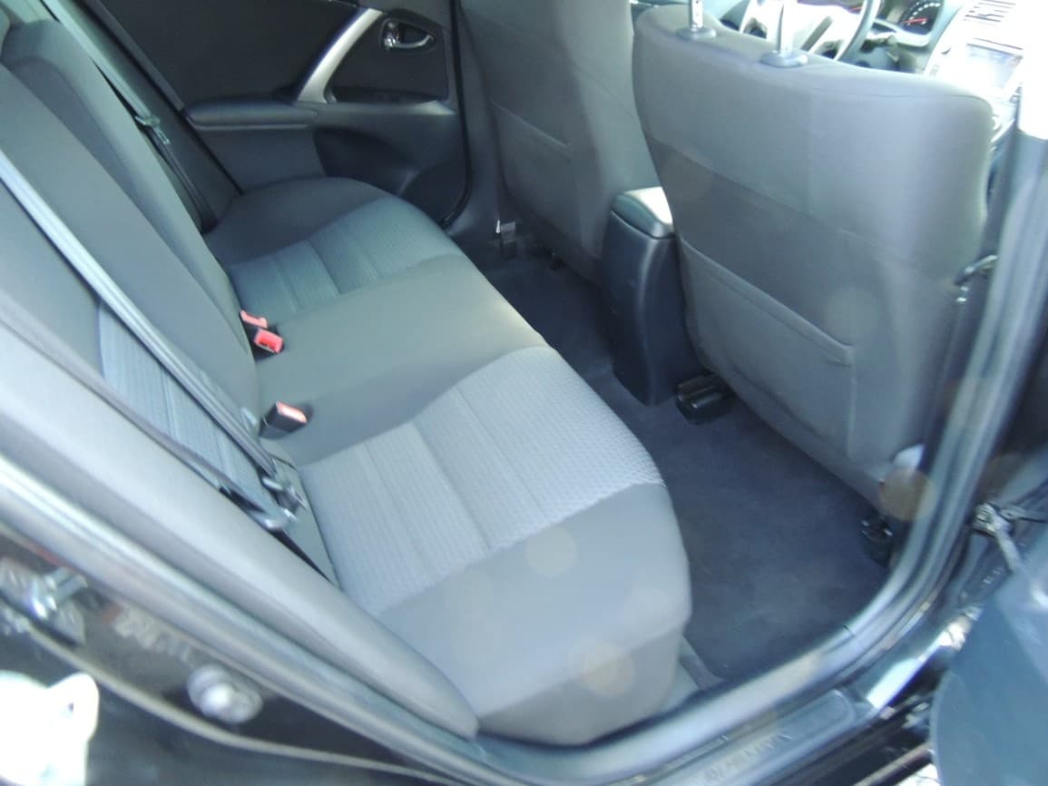 2012 Toyota AVENSIS - 17