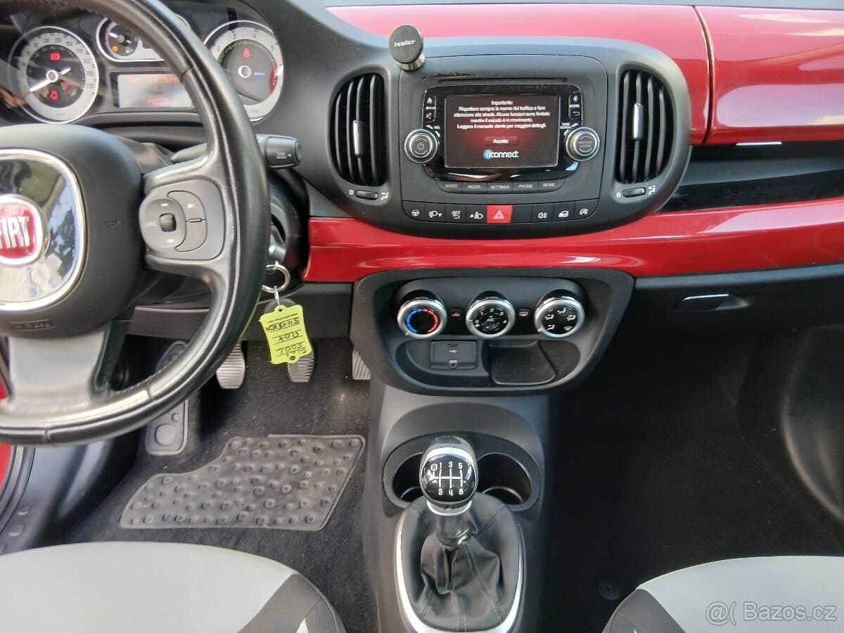 2014 Fiat 500L - 17