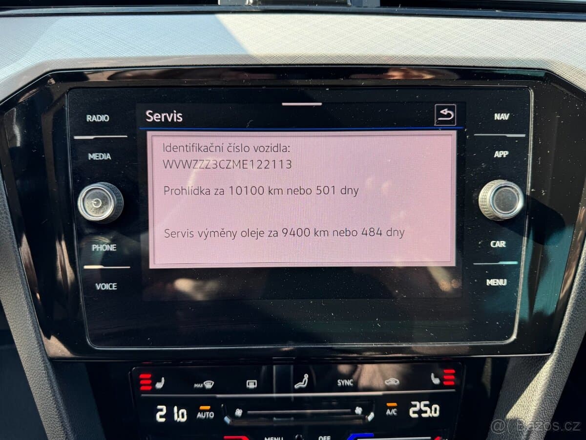 2021 Volkswagen PASSAT - 17