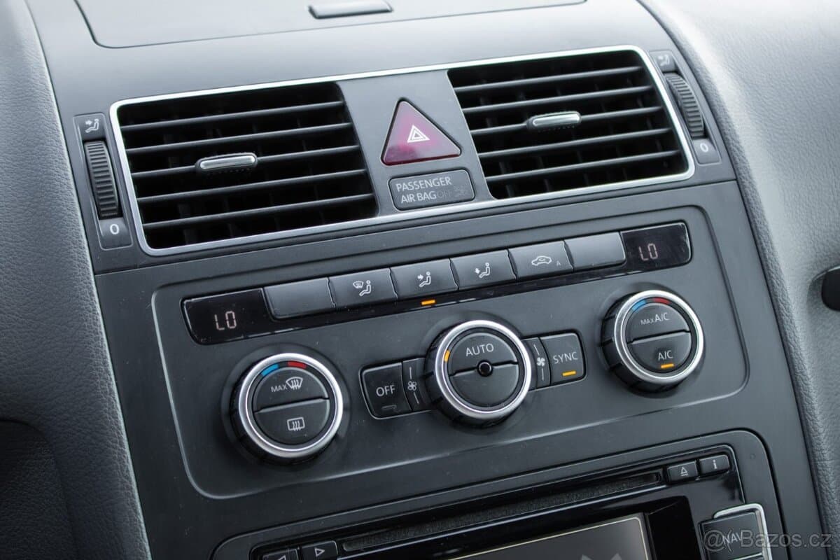2013 Volkswagen TOURAN - 17
