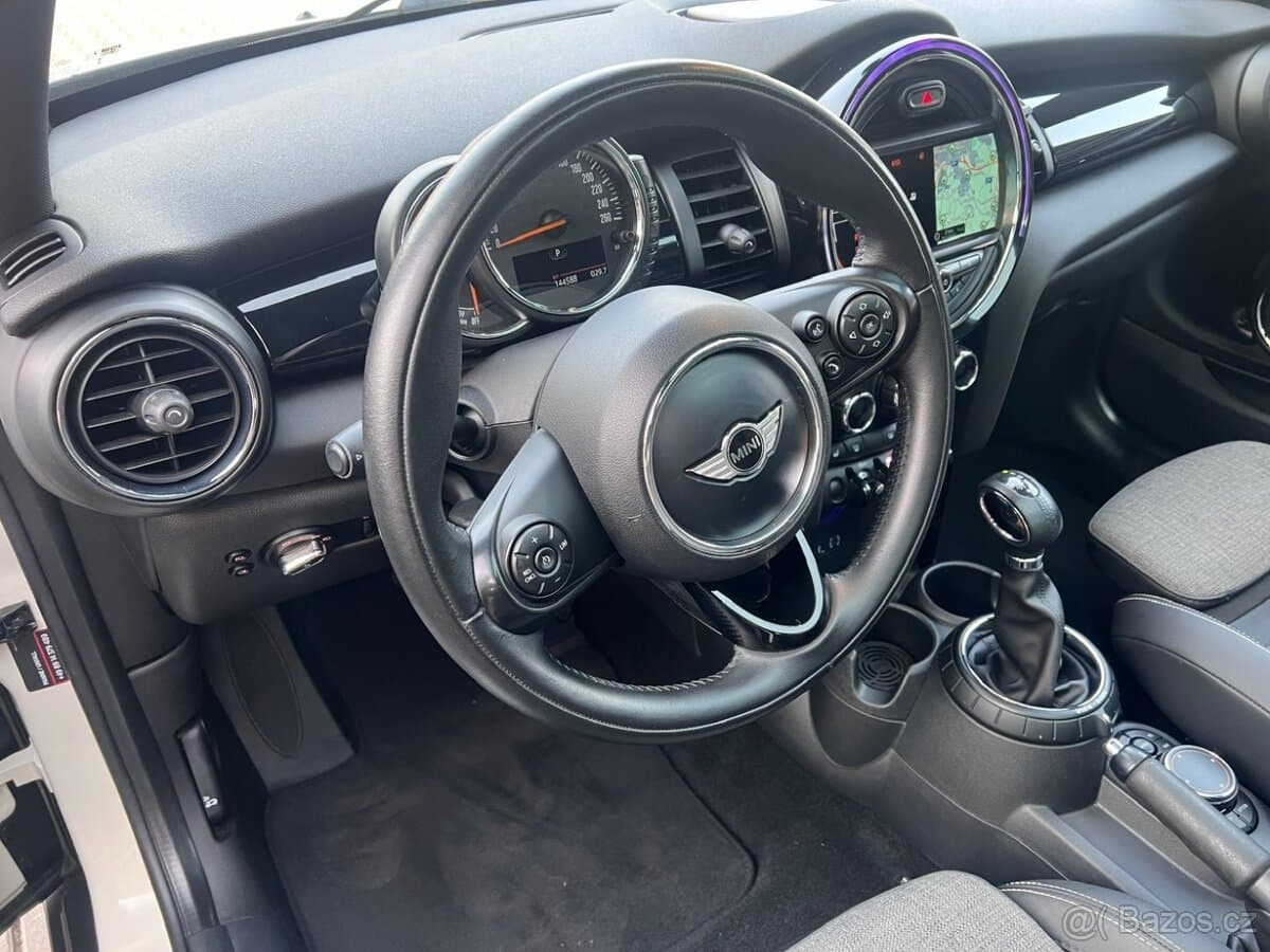 2015 Mini ONE - 17