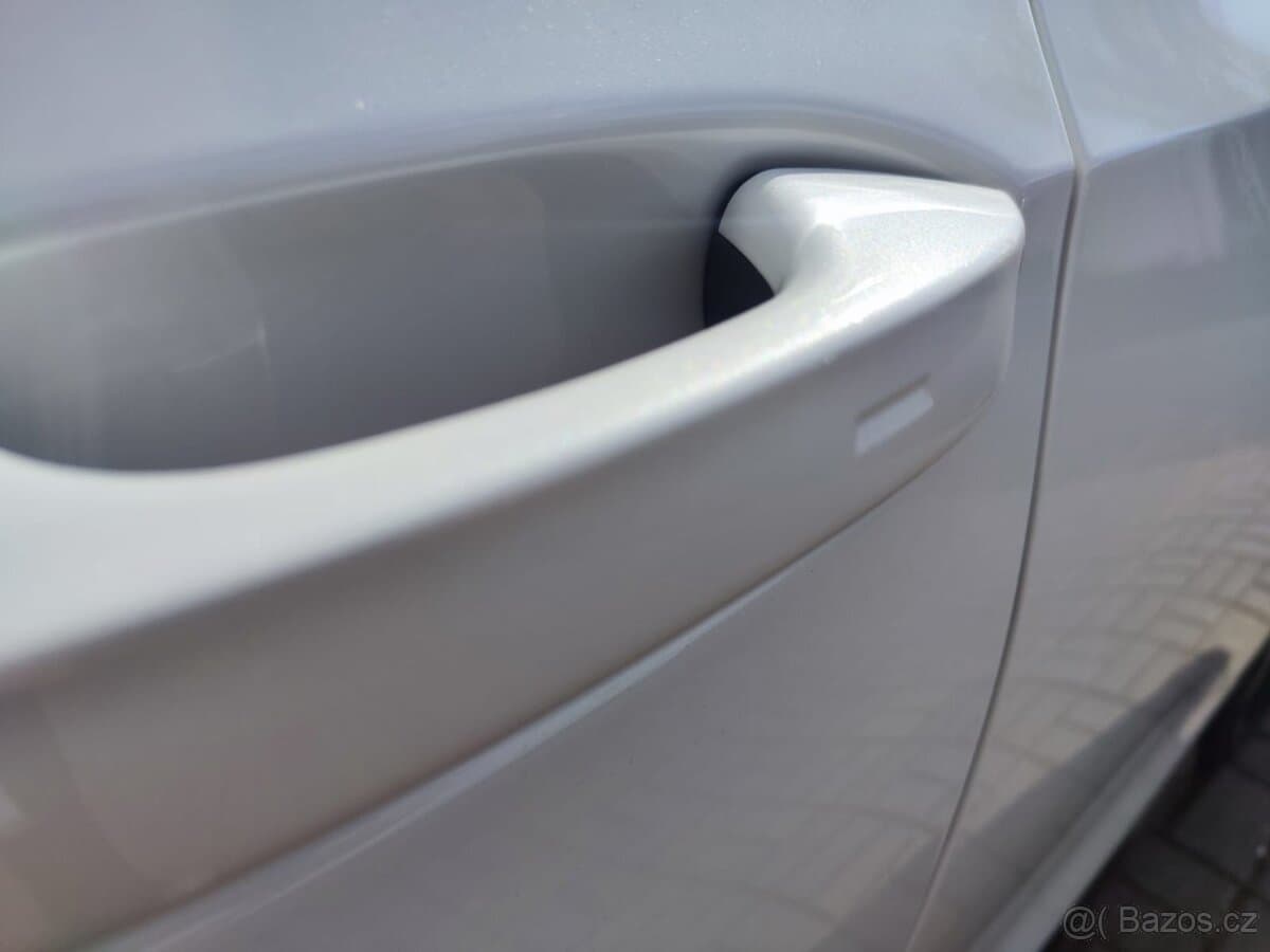 Volkswagen GOLF - 17