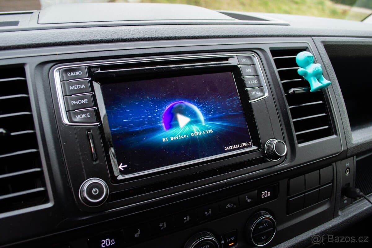 2018 Volkswagen CARAVELLE - 17