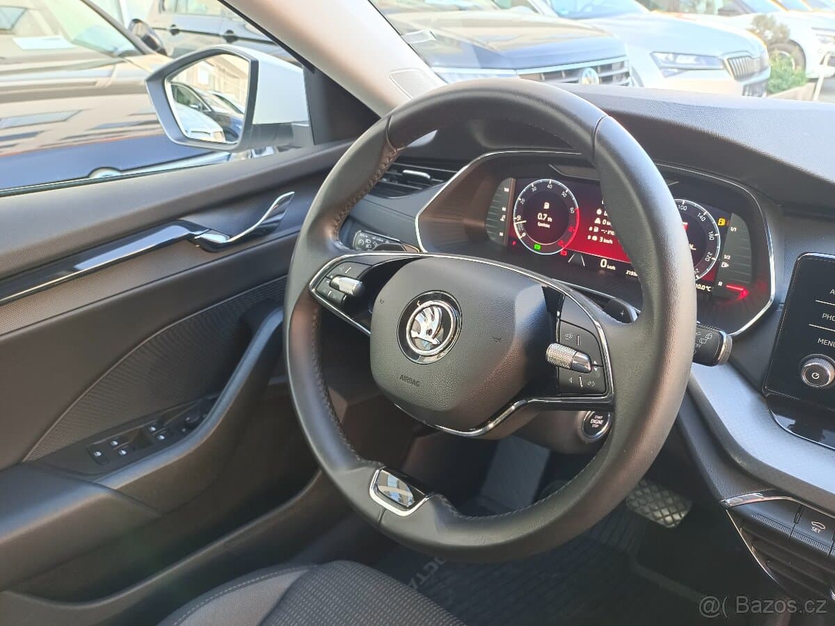 2023 Škoda OCTAVIA - 17