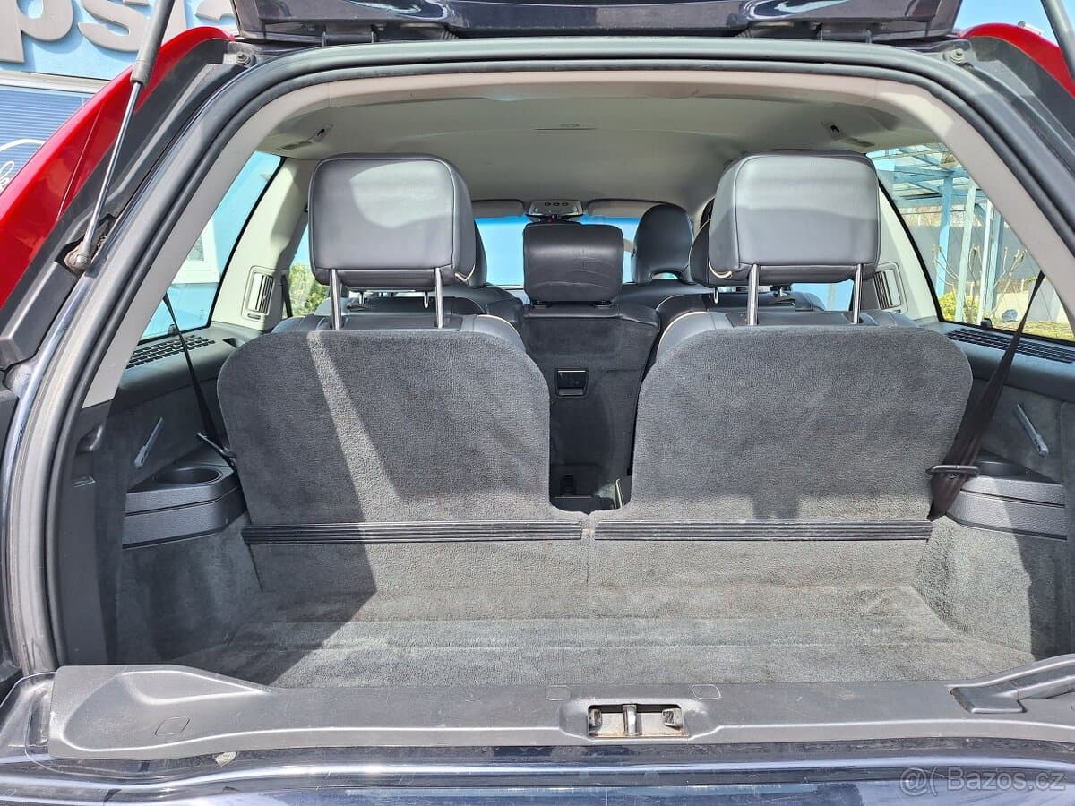 2010 Volvo XC90 - 17
