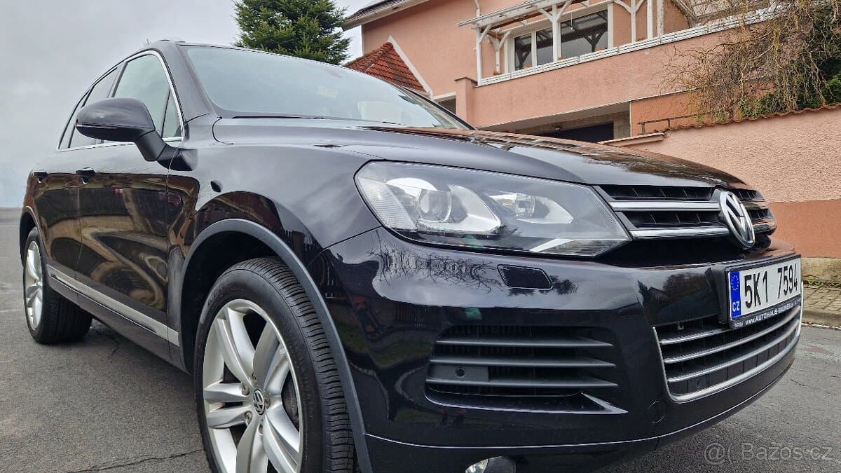 2010 Volkswagen TOUAREG - 17