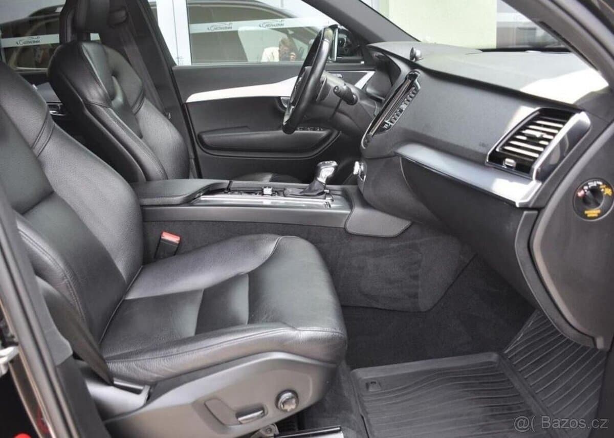 2017 Volvo XC90 - 17