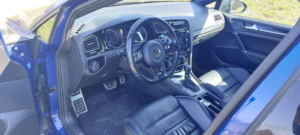 2018 Volkswagen GOLF - 17