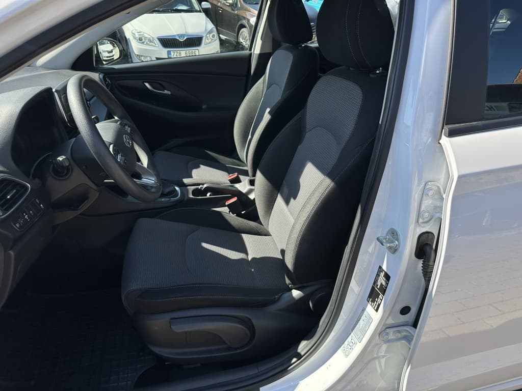2021 Hyundai i30 - 17