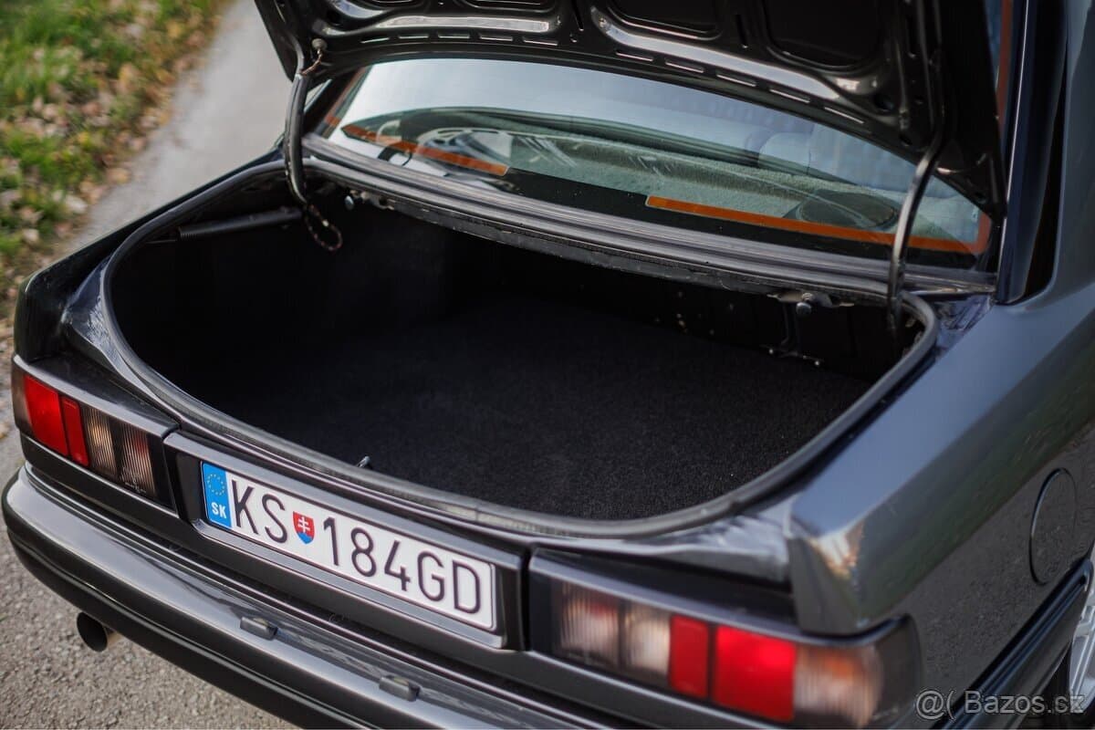 1991 Ford SIERRA - 17
