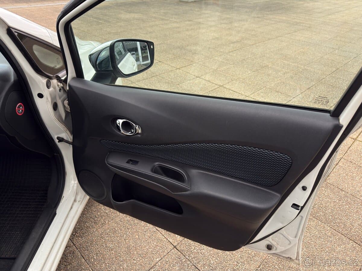2014 Nissan NOTE - 17