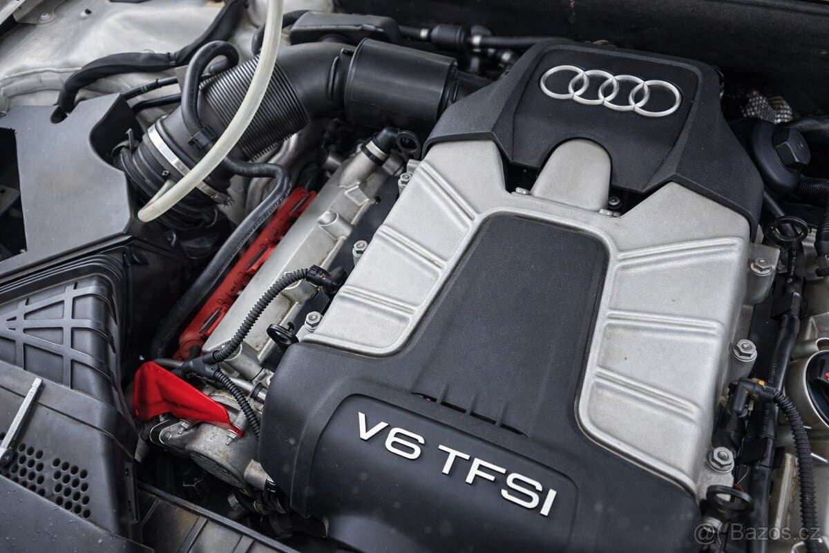 2011 Audi S5 - 17