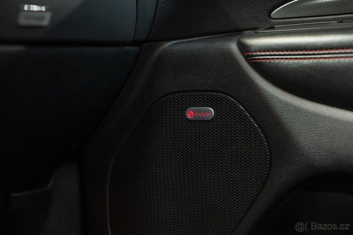 2018 Dodge DURANGO - 17