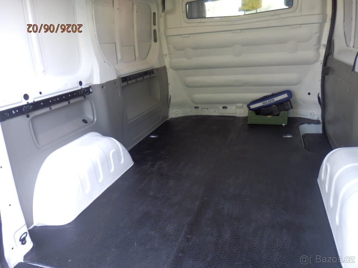 2012 Opel VIVARO - 17