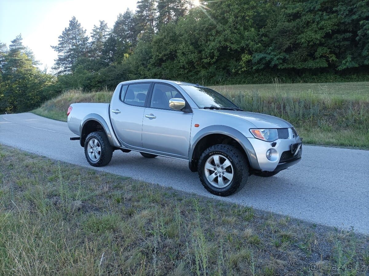 2009 Mitsubishi OSTATNÍ - 17