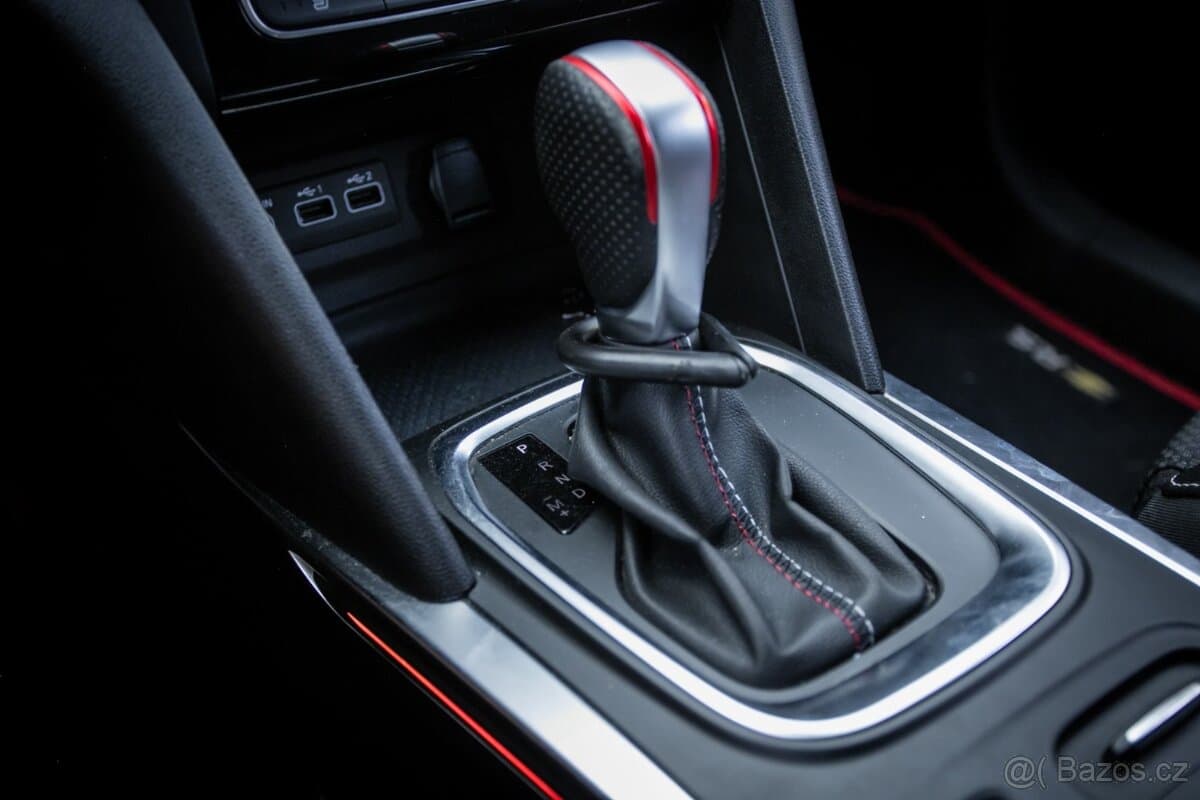 2020 Renault MEGANE - 17