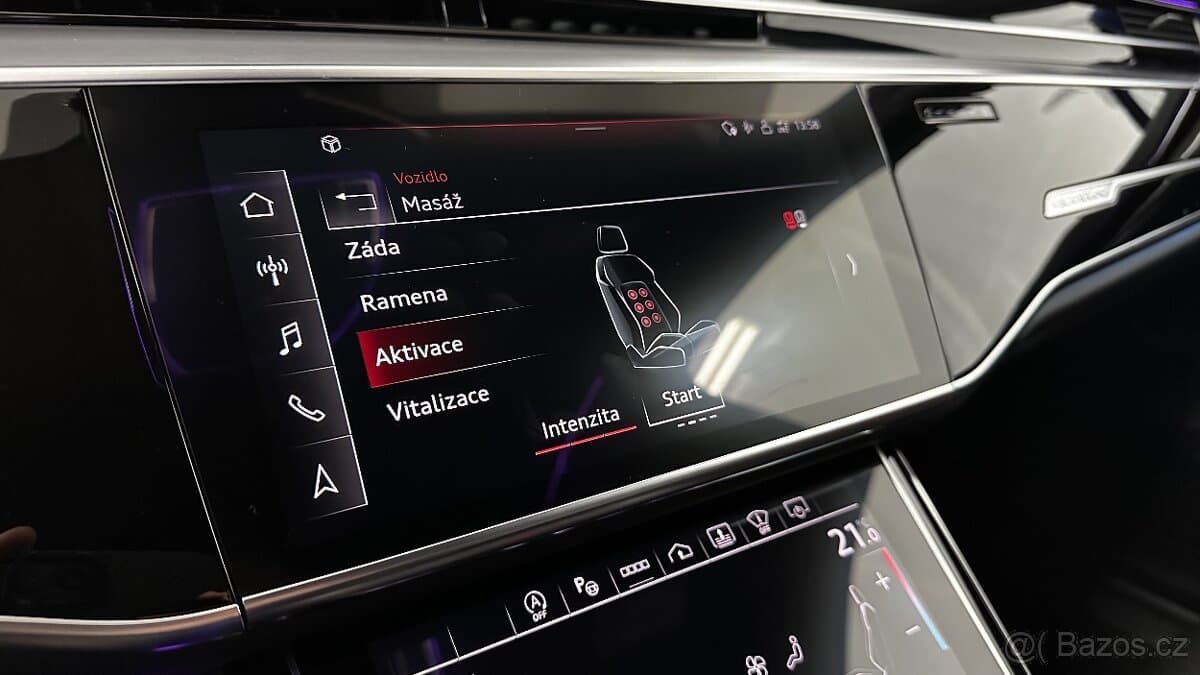 2022 Audi S8 - 17