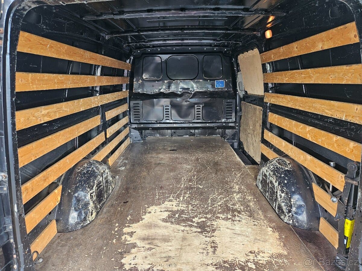2011 Mercedes-Benz VITO - 17