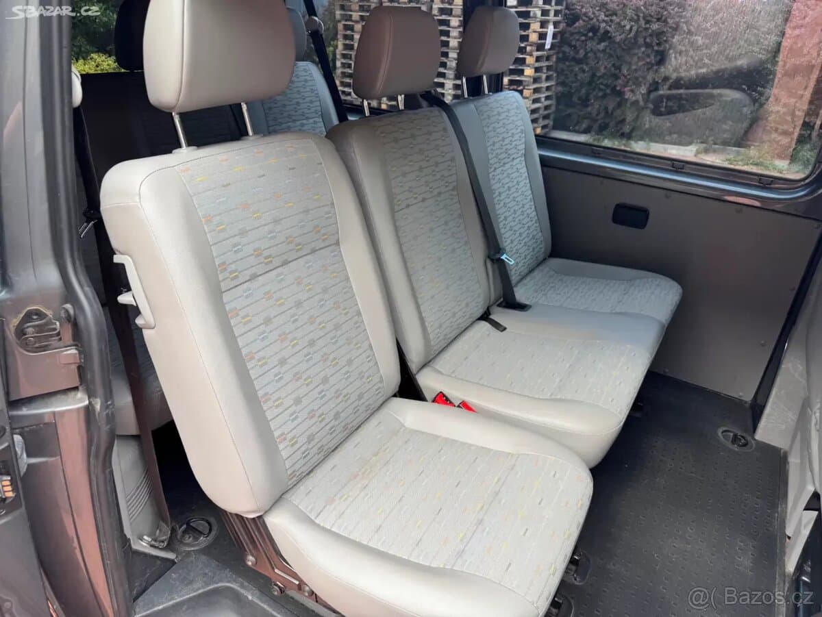 2010 Volkswagen TRANSPORTER - 17