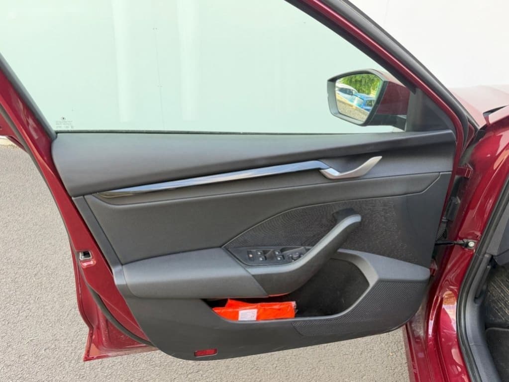 2025 Škoda OCTAVIA - 17
