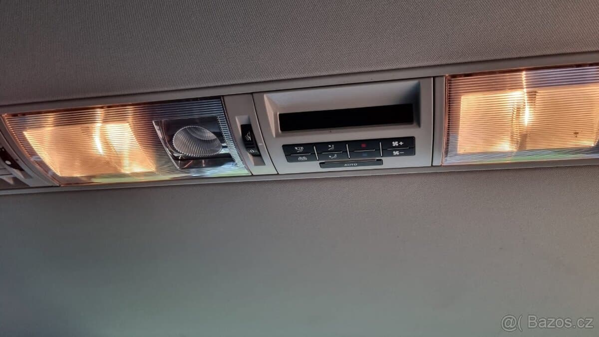 2015 Volkswagen CARAVELLE - 17