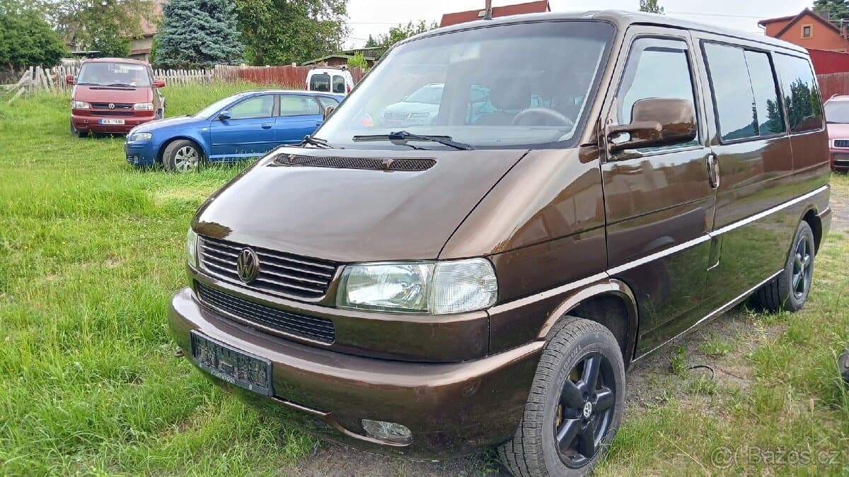 Volkswagen MULTIVAN - 17