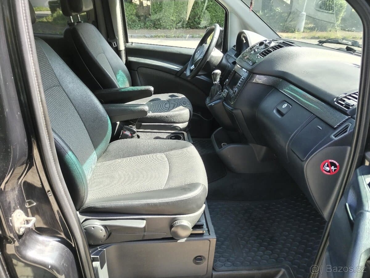 2011 Mercedes-Benz VIANO - 17