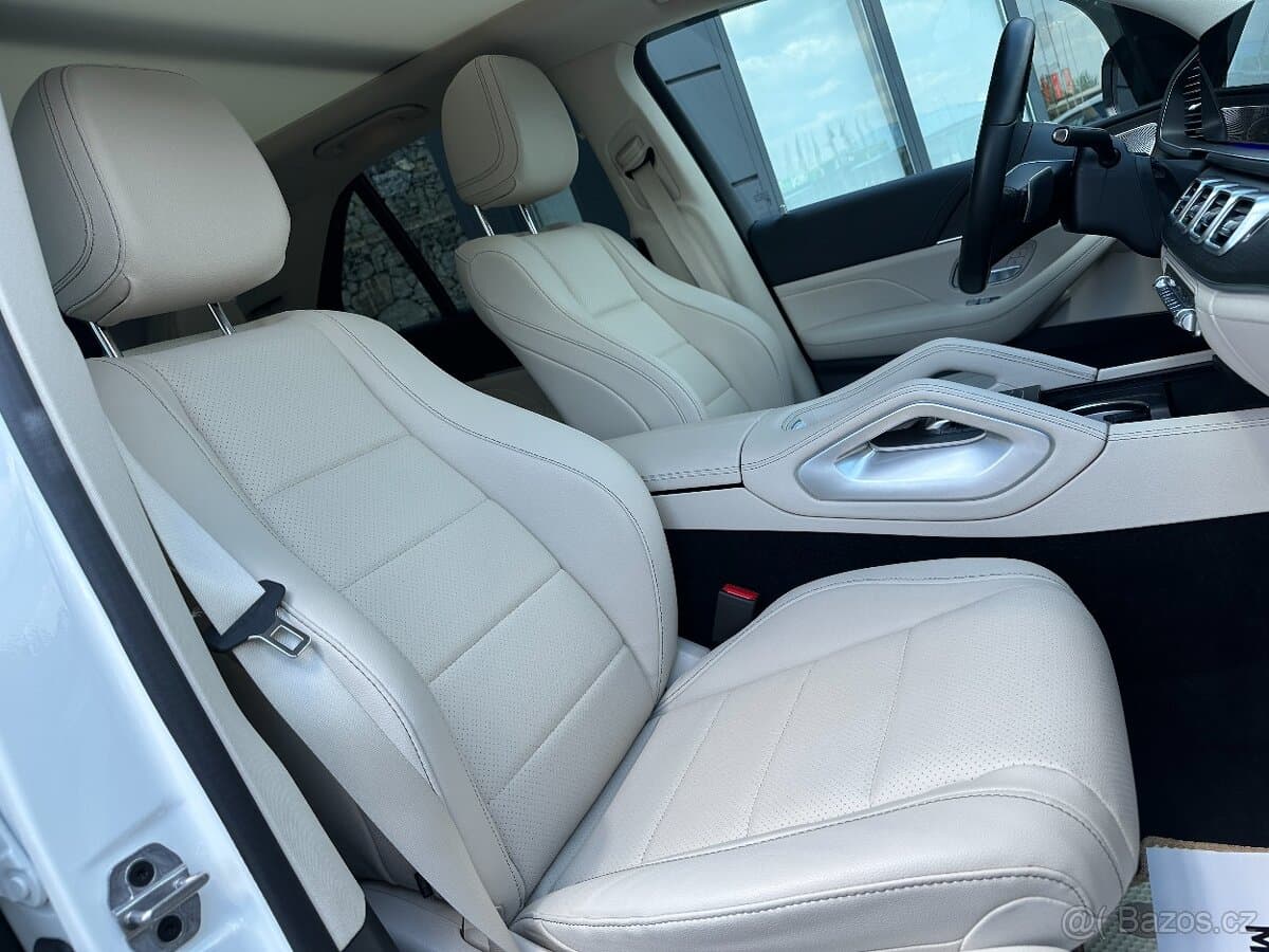 2024 Mercedes-Benz GL - 17