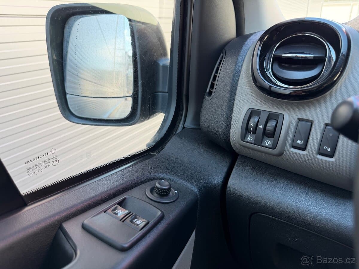 2018 Renault TRAFIC - 17