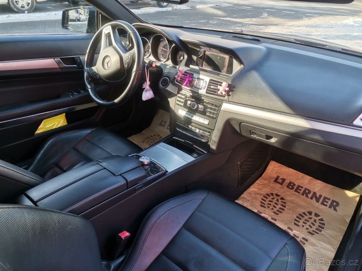 2013 Mercedes-Benz E-CLASS - 17