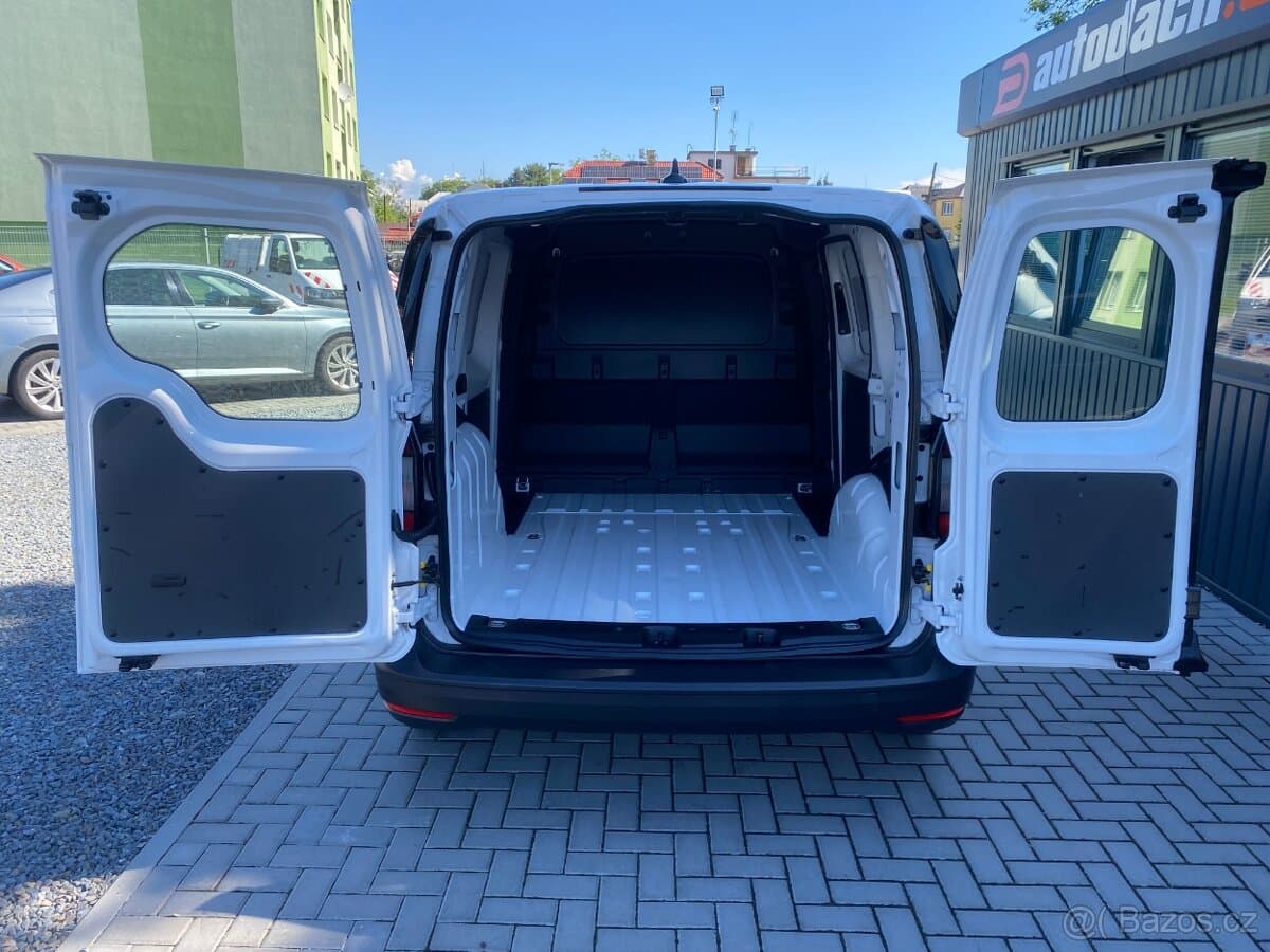 2021 Volkswagen CADDY - 17