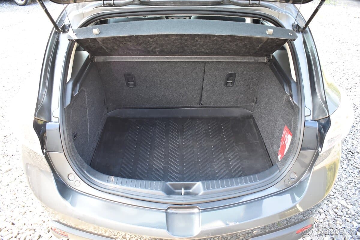 2009 Mazda 3 - 17