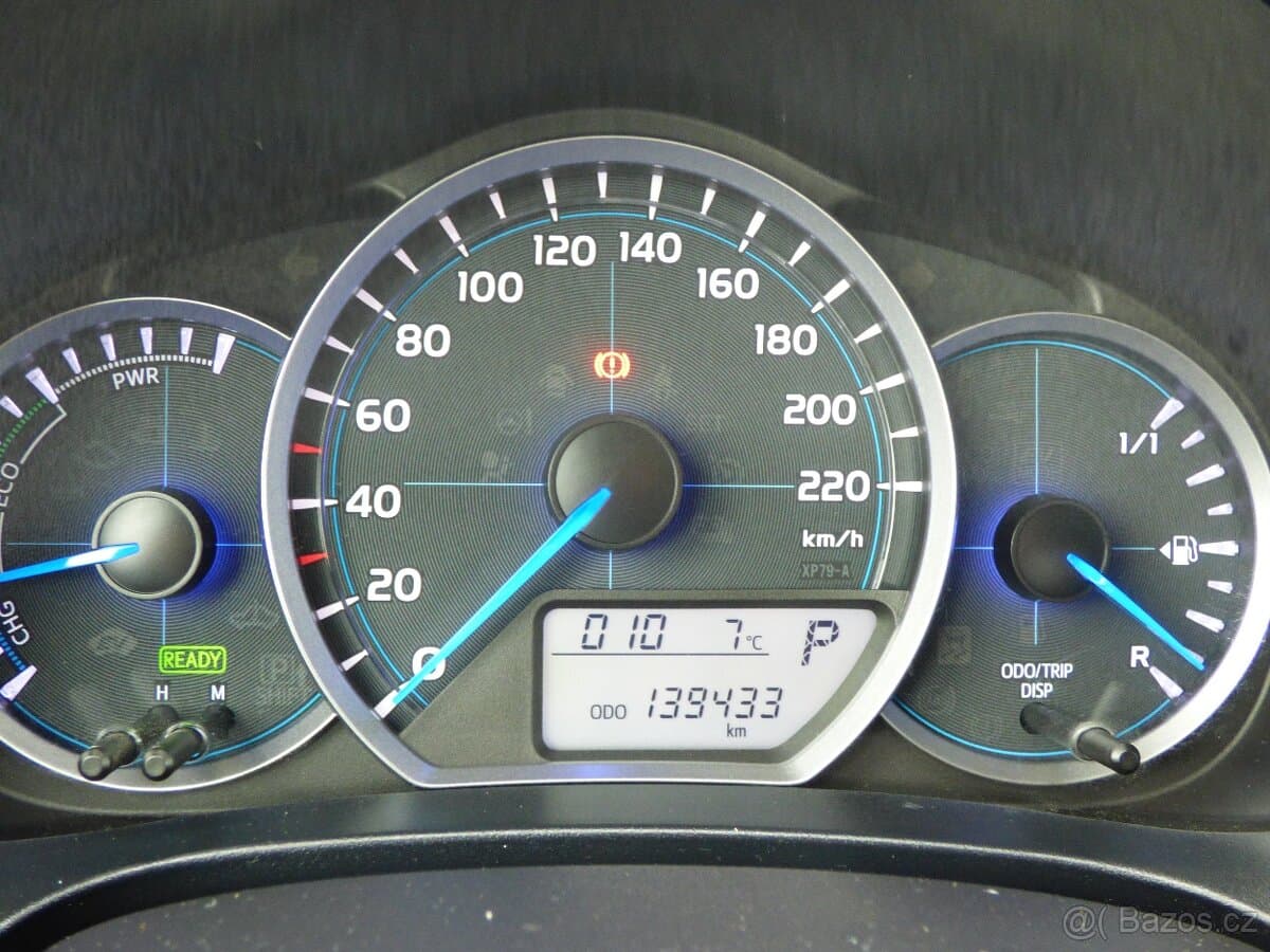 2013 Toyota YARIS - 17