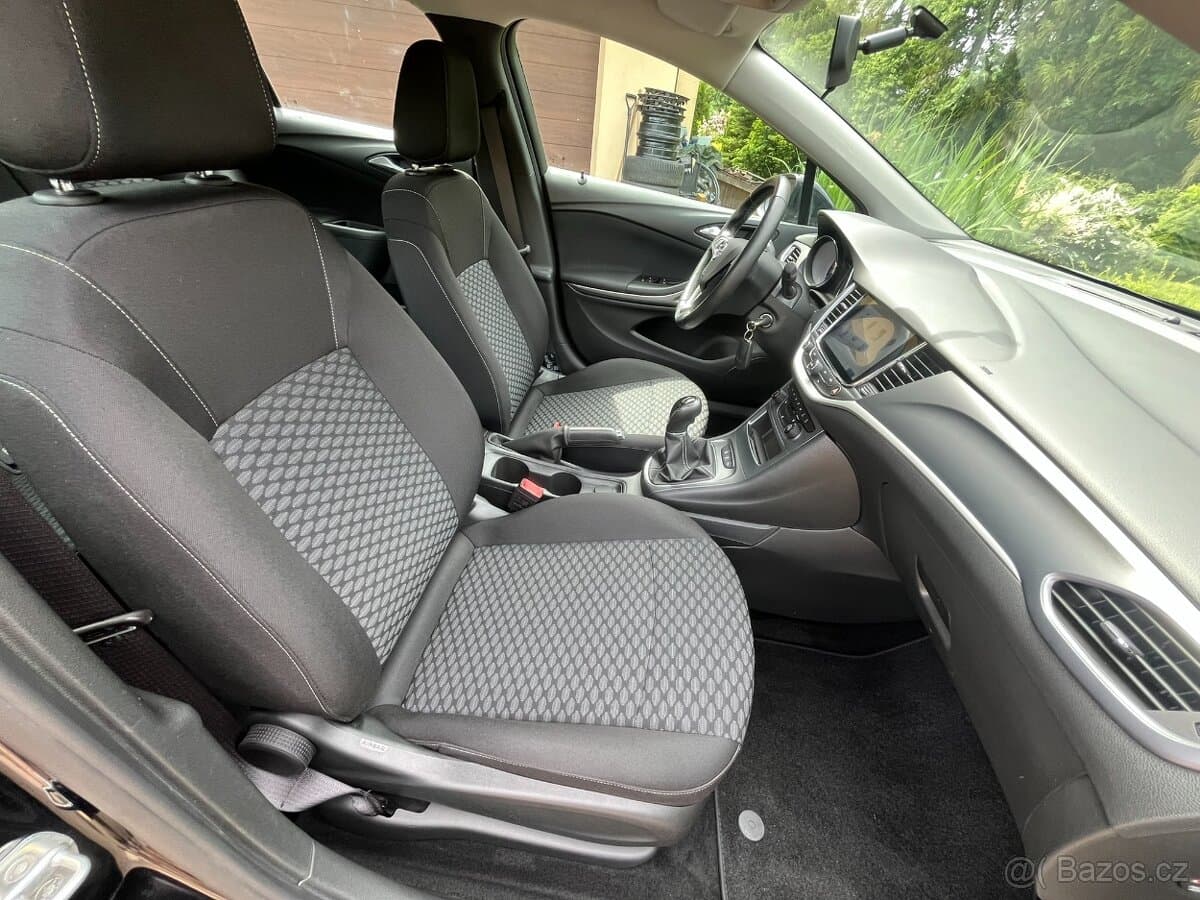 2019 Opel ASTRA - 17