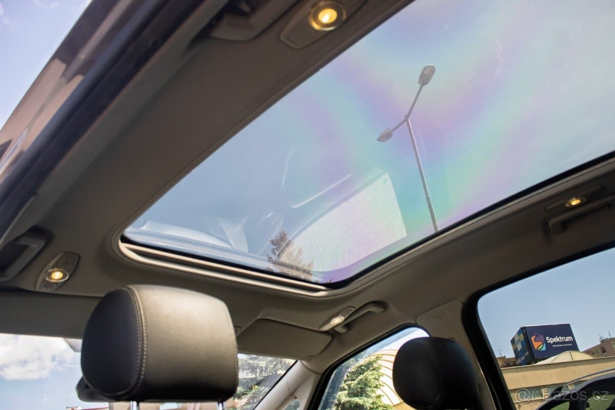2013 Ford S-MAX - 17