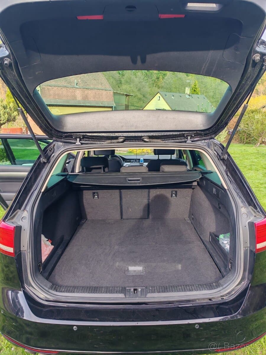 2015 Volkswagen PASSAT - 17