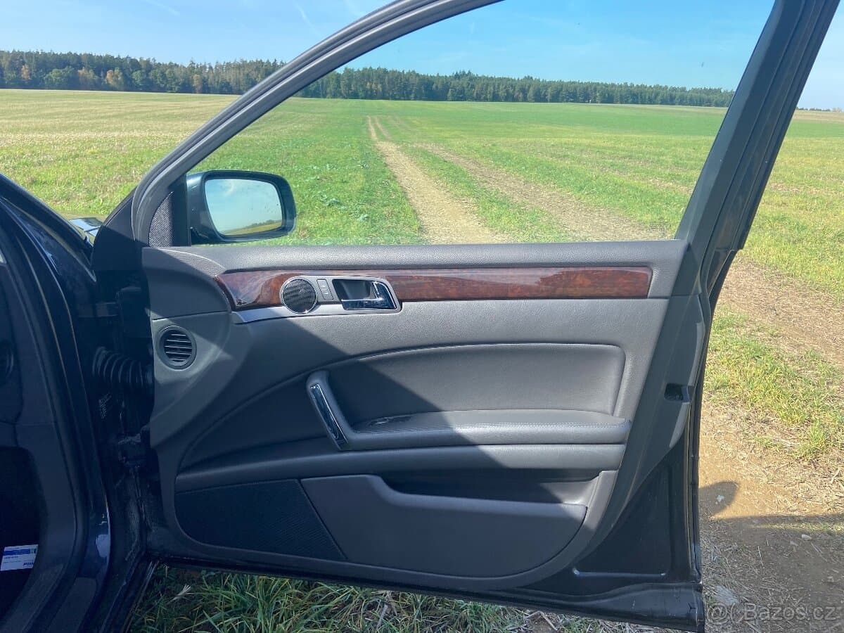 2008 Volkswagen PHAETON - 17