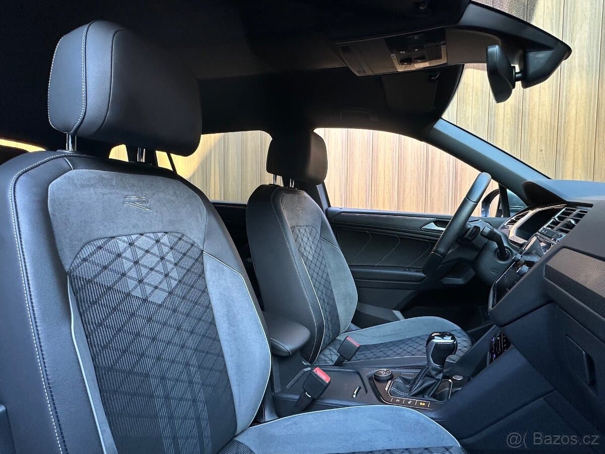 2022 Volkswagen TIGUAN - 17