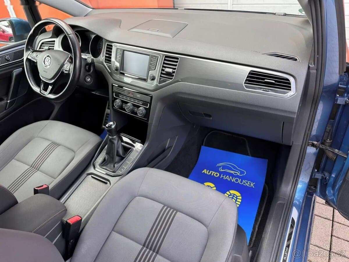 2016 Volkswagen GOLF - 17