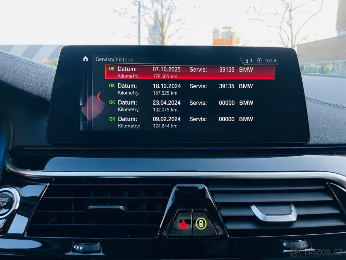 2019 BMW 5-SERIES - 17