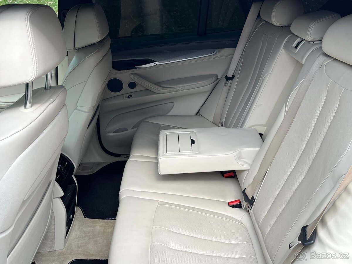 2014 BMW M5 - 17